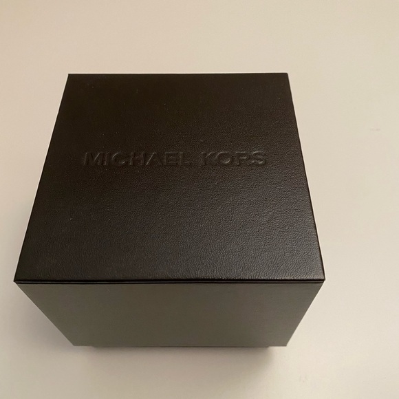 Michael Kors Blake Rose Gold Crystal Watch New Glam Designer MK3245 - Picture 3 of 13